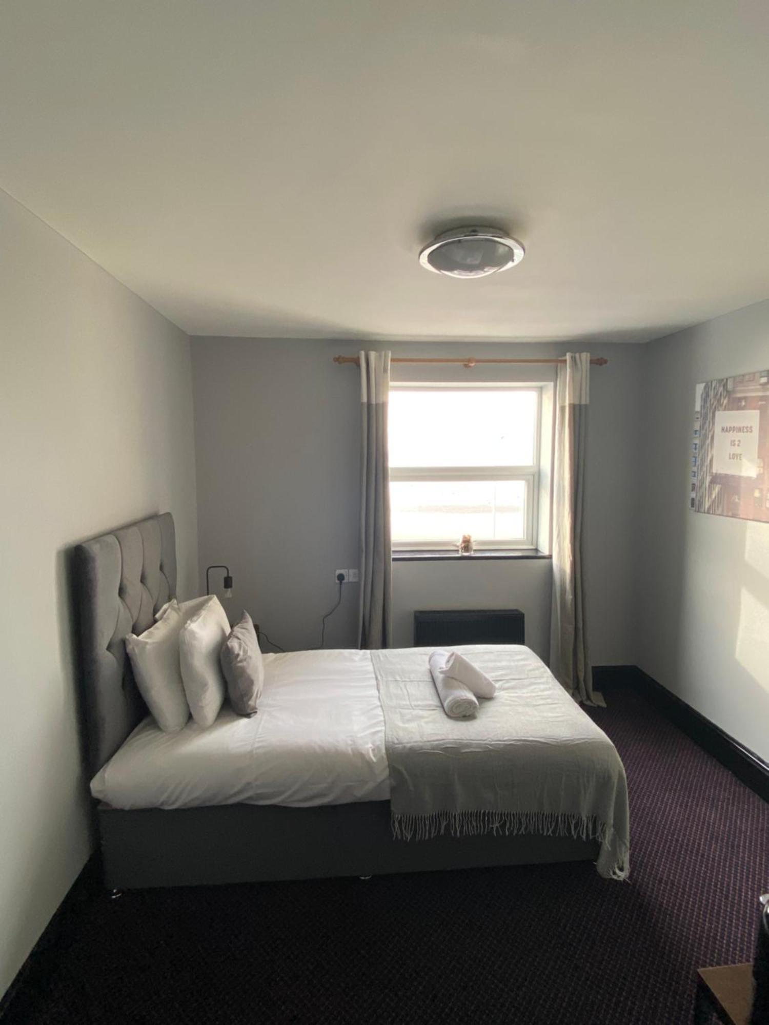Bay View Rooms At Mentone Hotel Weston-super-Mare Exterior photo